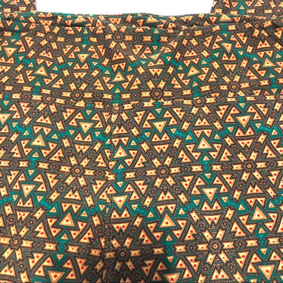 LuLaRoe Tall and Curvy Leggings - Picture 3 of 4